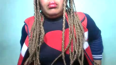 Snapshot of alypierette chatting on 8, 7, 2026 alypierette online show from 8, 7, 2026