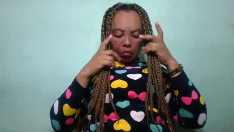 Snapshot of alypierette chatting on 21, 7, 2026 alypierette online show from 21, 7, 2026