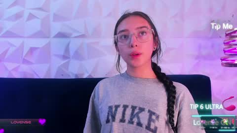 sopie online show from 30, 1, 2025