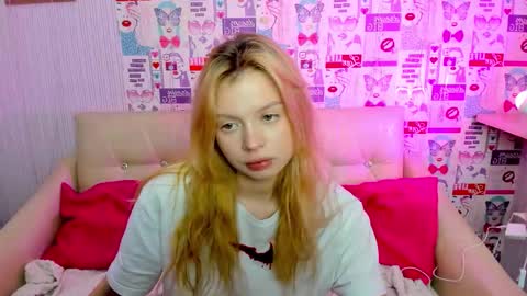 Snapshot of alysameow chatting on 5, 12, 2025 Alysa 7GMT online show from 5, 12, 2025