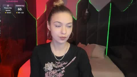 Snapshot of alysiasun chatting on 19, 4, 2026 Alysia online show from 19, 4, 2026