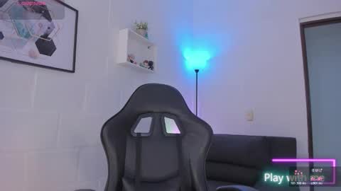 Snapshot of alysonn_conner chatting on 24, 11, 2025 Alyson online show from 24, 11, 2025