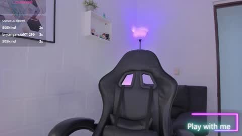 Snapshot of alysonn_conner chatting on 27, 11, 2025 Alyson online show from 27, 11, 2025