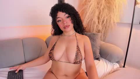 Snapshot of alyssa_houston chatting on 24, 3, 2026 Alyssa Ig lw eve online show from 24, 3, 2026