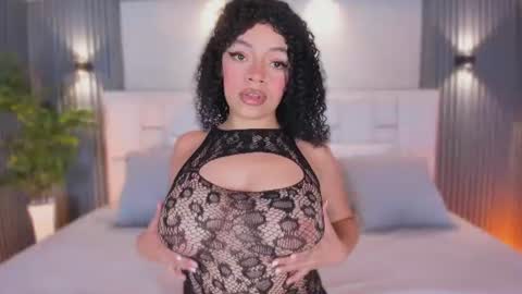 Snapshot of alyssa_houston chatting on 14, 7, 2026 Alyssa Ig lw eve online show from 14, 7, 2026