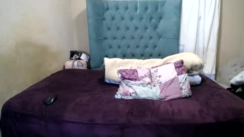 Snapshot of alyssabrownx chatting on 19, 6, 2026 alyssabrownx online show from 19, 6, 2026