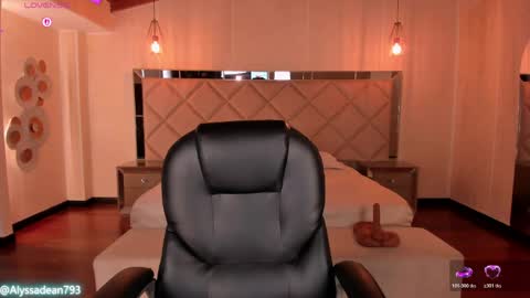 Snapshot of alyssadean_ chatting on 3, 6, 2026 Aly online show from 3, 6, 2026