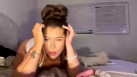 Snapshot of alyssaortega chatting on 15, 10, 2025 alyssaortega online show from 15, 10, 2025