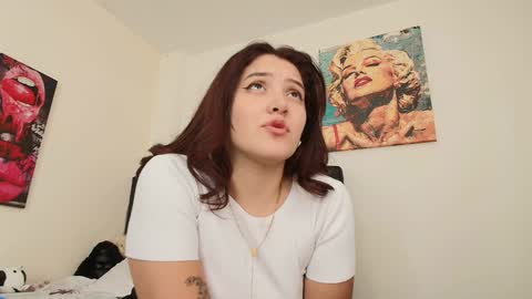 Isabella online show from 19, 1, 2025