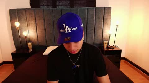 Amadeo Wild online show from 15, 2, 2025