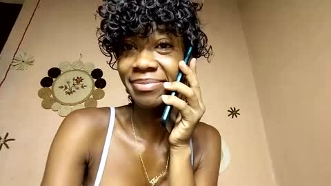 Snapshot of amah17 chatting on 8, 2, 2025 Amah online show from 8, 2, 2025
