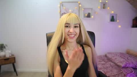 Snapshot of amai__liu chatting on 2, 11, 2025 Amai Liu online show from 2, 11, 2025