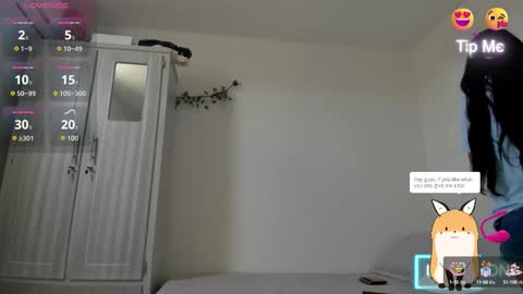 AMAIA online show from 18, 9, 2025