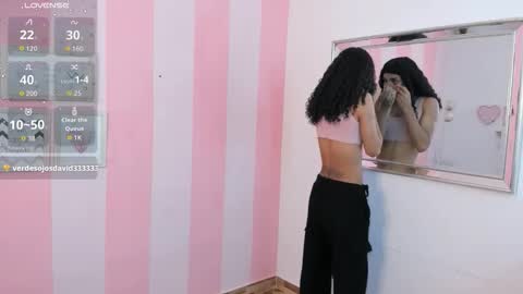 Snapshot of amaia_monroe chatting on 15, 5, 2026 amaia_monroe online show from 15, 5, 2026