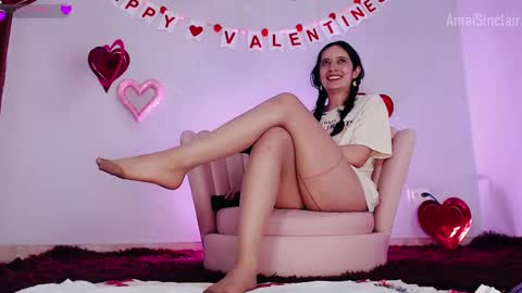 Amai  Sinclair  online show from 13, 2, 2025