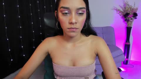Snapshot of amalia_cruss chatting on 18, 1, 2025 Amalia cruss online show from 18, 1, 2025