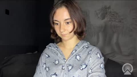 amalia_lambert13 online show from 11, 6, 2026