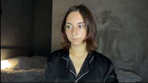 amalia_lambert13 online show from 6, 8, 2026
