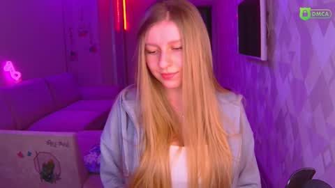 Snapshot of amaliaqueen999 chatting on 18, 12, 2024 Amalia online show from 18, 12, 2024