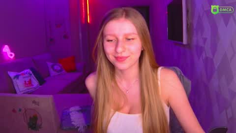 Snapshot of amaliaqueen999 chatting on 12, 1, 2025 Amalia online show from 12, 1, 2025