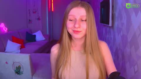 Snapshot of amaliaqueen999 chatting on 4, 3, 2025 Amalia online show from 4, 3, 2025