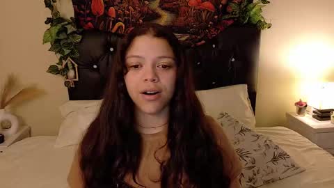 Snapshot of amand1_sweet chatting on 11, 11, 2025 online show from 11, 11, 2025