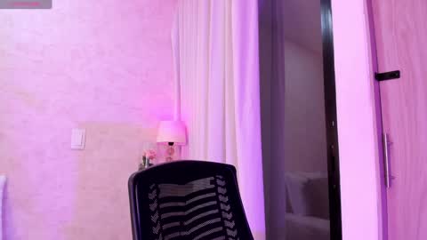 Snapshot of amanda_26 chatting on 9, 1, 2025 Luisa online show from 9, 1, 2025