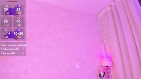 Snapshot of amanda_26 chatting on 21, 1, 2025 Luisa online show from 21, 1, 2025