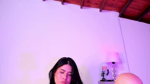 Snapshot of amanda_26 chatting on 5, 3, 2025 Luisa online show from 5, 3, 2025