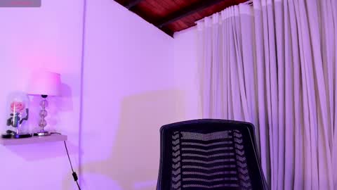 Snapshot of amanda_26 chatting on 11, 3, 2025 Luisa online show from 11, 3, 2025