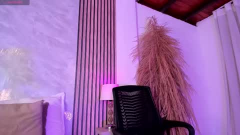 Snapshot of amanda_26 chatting on 29, 11, 2025 Luisa online show from 29, 11, 2025