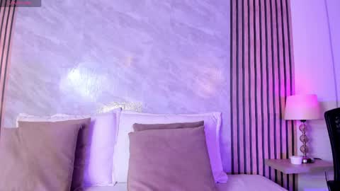 Snapshot of amanda_26 chatting on 5, 4, 2026 Luisa online show from 5, 4, 2026