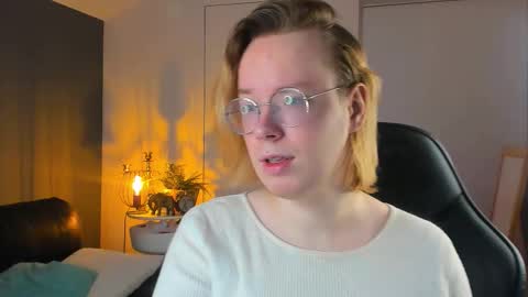 Hi im Amanda online show from 18, 10, 2025