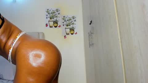 Snapshot of amanda_tint chatting on 25, 2, 2026 Amanda tint online show from 25, 2, 2026