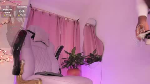 Snapshot of amandaa_fox_ chatting on 2, 6, 2026 amandaa_fox_ online show from 2, 6, 2026