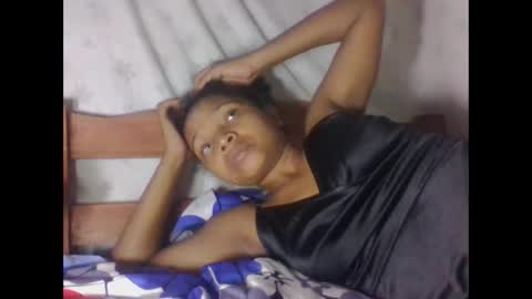 Snapshot of amandaaa25 chatting on 9, 10, 2025 amandaaa25 online show from 9, 10, 2025