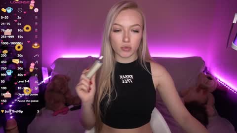 Snapshot of amandaafire chatting on 7, 1, 2025 Amanda online show from 7, 1, 2025