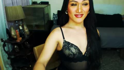 Snapshot of amandawildsexxx chatting on 25, 3, 2026 Suzie online show from 25, 3, 2026
