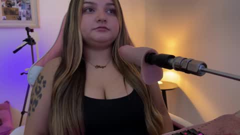 Snapshot of amandhaaa chatting on 7, 3, 2026 Amandha online show from 7, 3, 2026