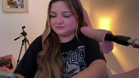 Snapshot of amandhaaa chatting on 12, 3, 2026 Amandha online show from 12, 3, 2026