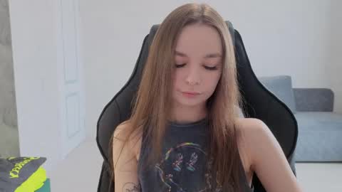 Snapshot of amaneli chatting on 29, 5, 2026 Mila online show from 29, 5, 2026