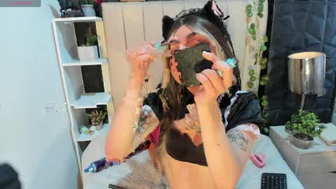 amapola_hs online show from 6, 4, 2026