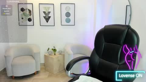 Snapshot of amara_foxx chatting on 25, 3, 2026 amara foxx online show from 25, 3, 2026