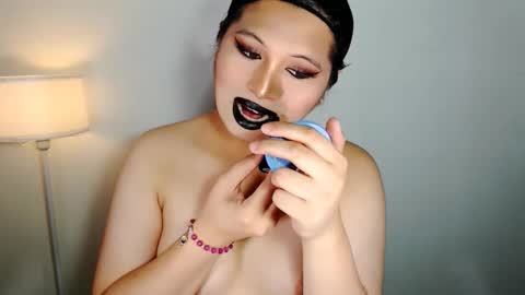 Snapshot of amara_perry30 chatting on 25, 3, 2026 Amara online show from 25, 3, 2026