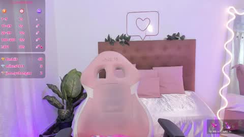 Snapshot of amara_tay chatting on 7, 3, 2025 Amara tay online show from 7, 3, 2025