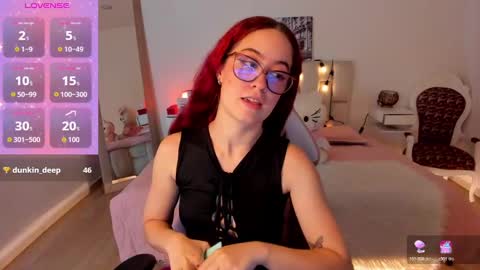 amaraa_couper1 online show from 24, 10, 2025