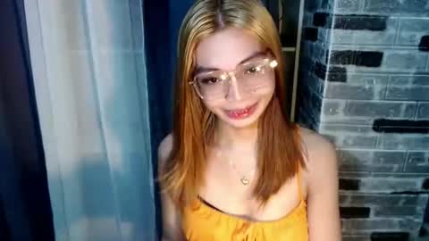 Snapshot of amarabellax chatting on 12, 4, 2026 BELLA online show from 12, 4, 2026