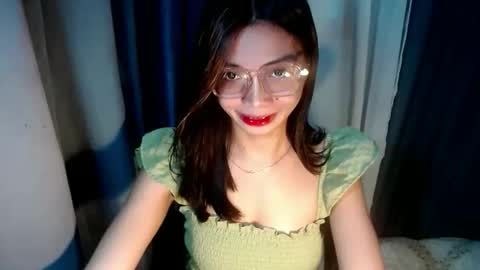 Snapshot of amarabellax chatting on 28, 4, 2026 BELLA online show from 28, 4, 2026