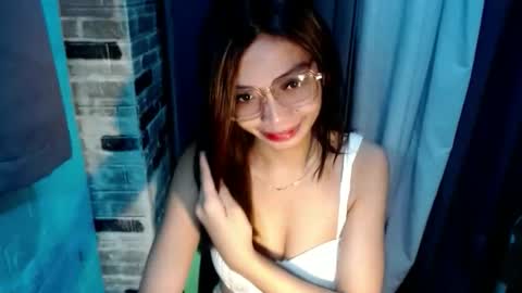 Snapshot of amarabellax chatting on 24, 5, 2026 BELLA online show from 24, 5, 2026