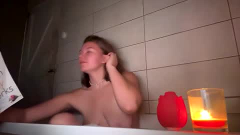 Amara Elise online show from 27, 2, 2025